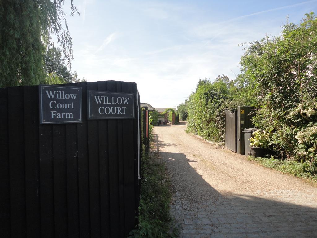 Willow Court Farm The Lodge & Petting Farm, 8 Mins From Legoland & Windsor, 15 Mins From Lapland Uk Εξωτερικό φωτογραφία