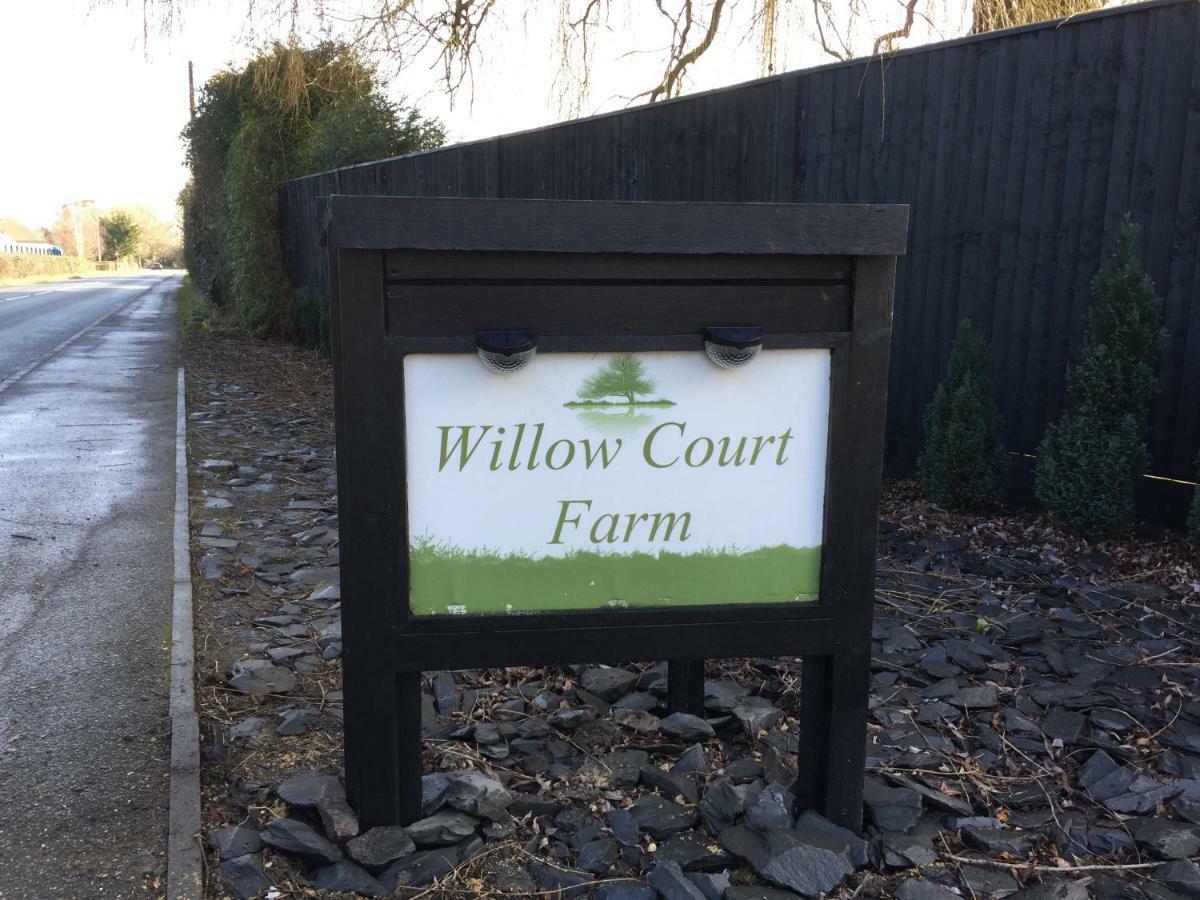 Willow Court Farm The Lodge & Petting Farm, 8 Mins From Legoland & Windsor, 15 Mins From Lapland Uk Εξωτερικό φωτογραφία